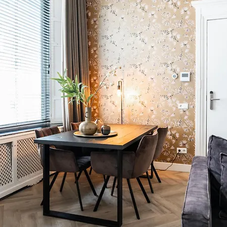 Stylish City Center Villa Tilburg Exterior photo